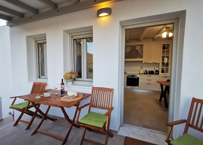 Lägenhet Molos View